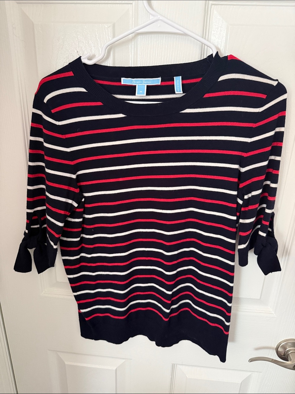 Draper James striped top
Worn once
Cute bow sleeves